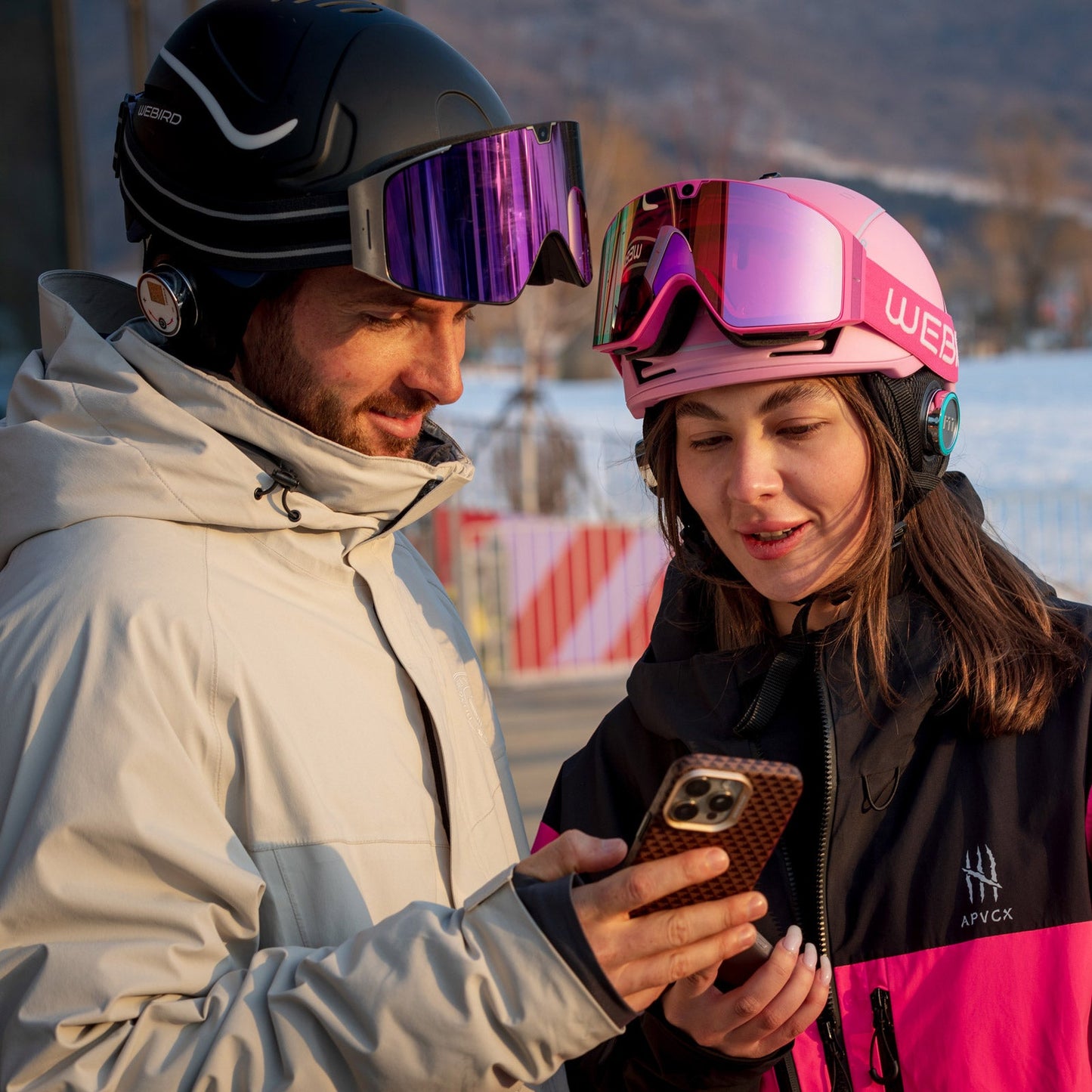 WEBIRD Smart Ski Goggles with Camera for Men and Women - WEBIRD